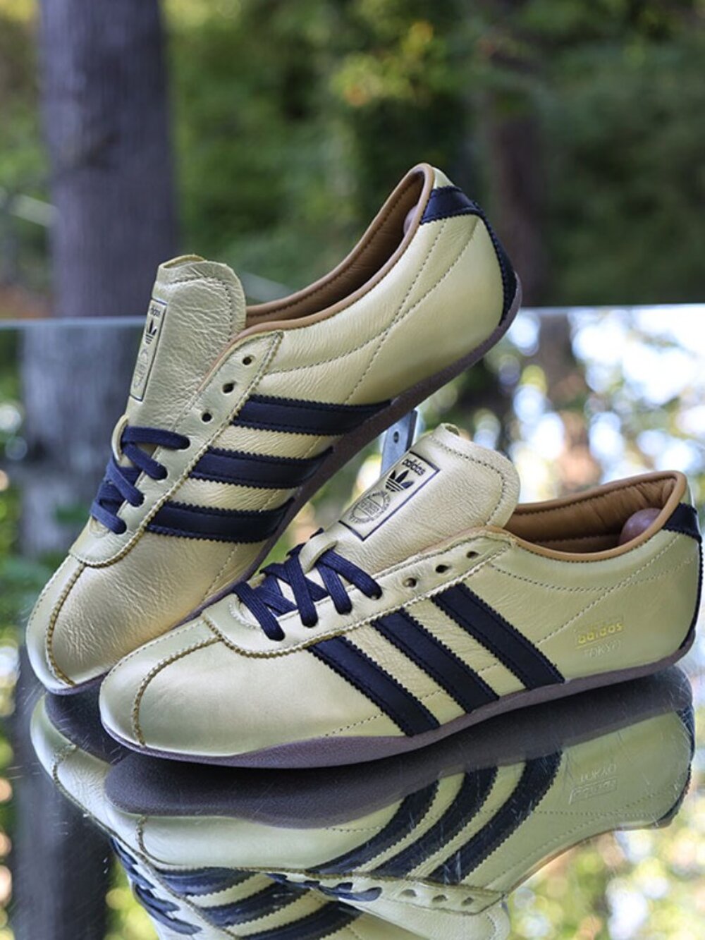 Adidas Tokyo Gold Metallic Black - Picture 2 of 14